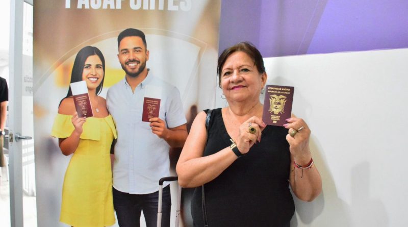 En el gobierno de Daniel Noboa, Ecuador amplía a 64 agencias el servicio de emisión de pasaportes para acercarlo a la ciudadanía.