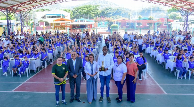 Durán, Naranjal, Milagro y Jujan lideraron el podio en el I Torneo Intercantonal de Ajedrez de la Prefectura del Guayas, que reunió a 520 deportistas.