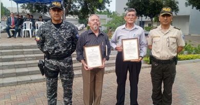 HOMENAJE-HONRAMOS EL LEGADO DE NUESTROS POLICÍAS EN SERVICIO PASIVO EN GUAYAS.